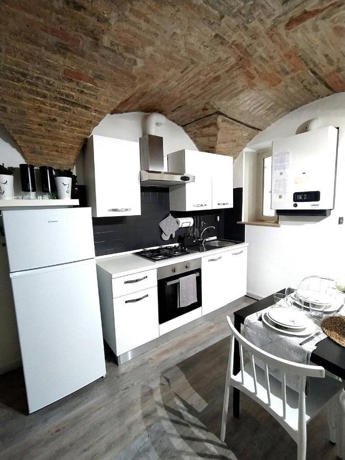 Апартаменты Casa In Centro Storico Vista Gran Sasso Атри Экстерьер фото