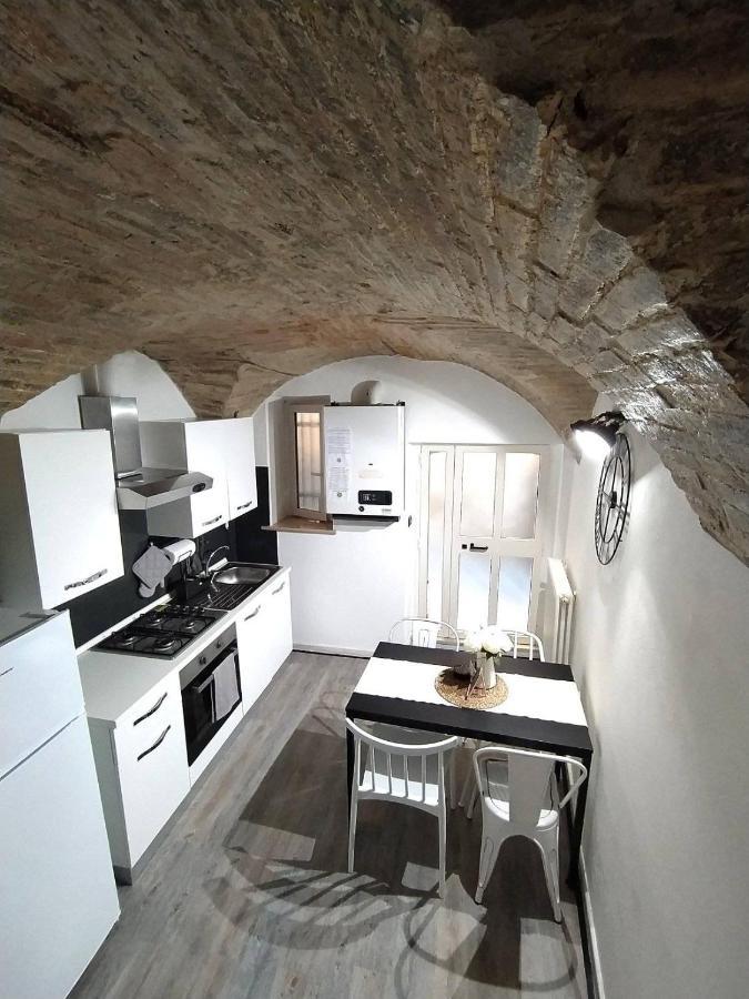 Апартаменты Casa In Centro Storico Vista Gran Sasso Атри Экстерьер фото